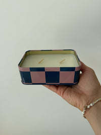 Bougie A Dopo Cœurs métal – Bois de Rose & Vanille
