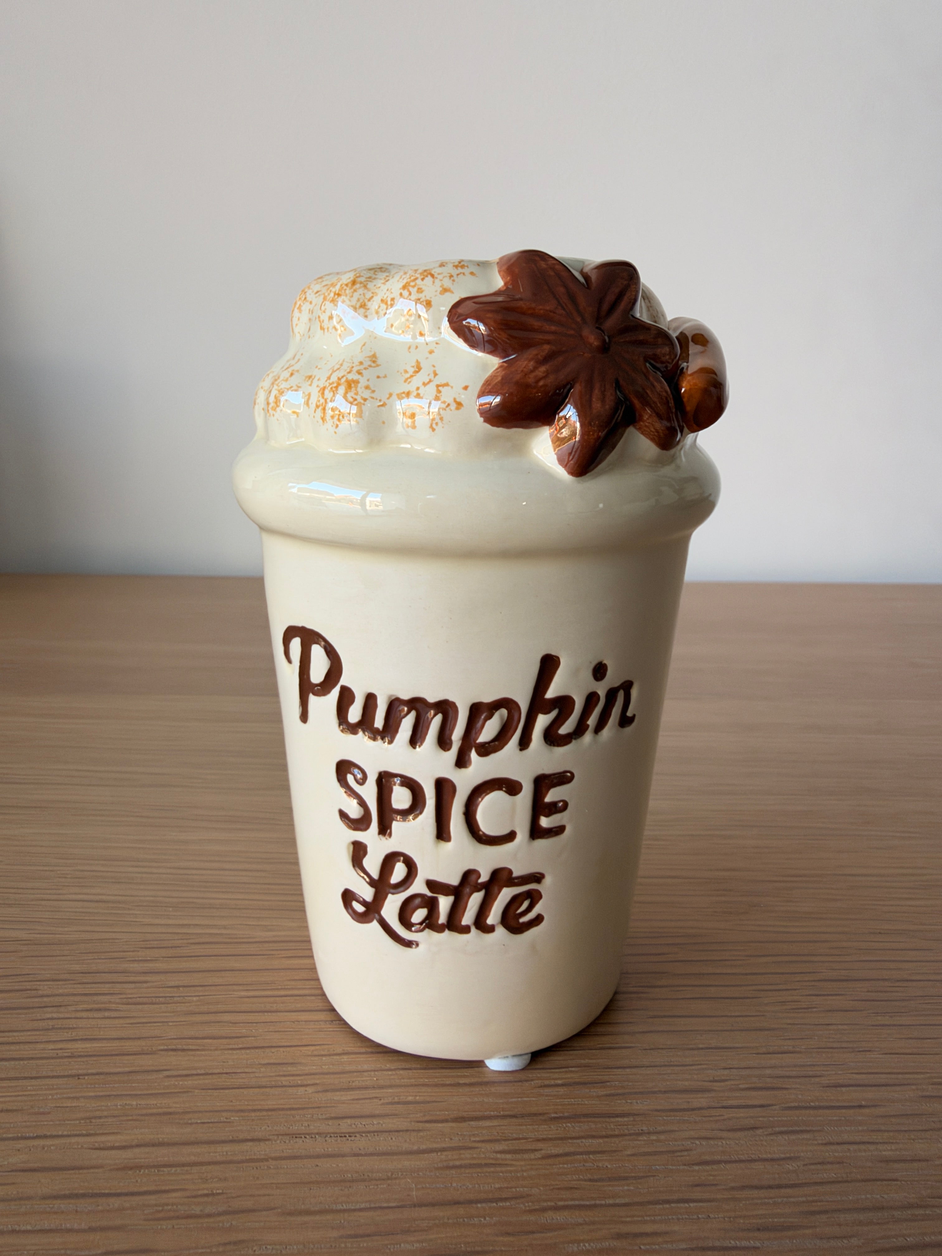 Vase Pumpkin Spice Latte