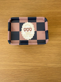 Bougie A Dopo Cœurs métal – Bois de Rose & Vanille