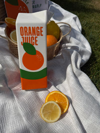Vase Orange Juice