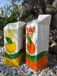 Vase Orange Juice